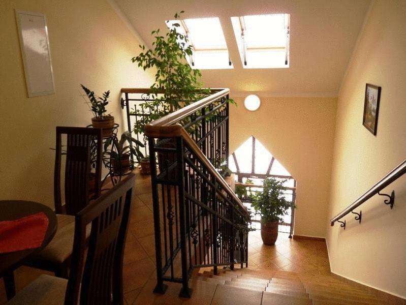 Zajazd Sokol Hotel Nienadowka Ngoại thất bức ảnh