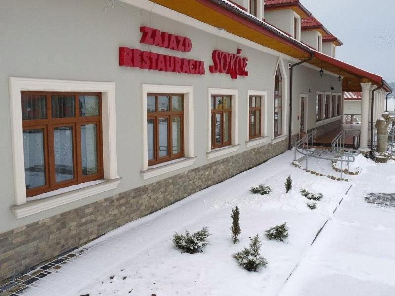 Zajazd Sokol Hotel Nienadowka Ngoại thất bức ảnh